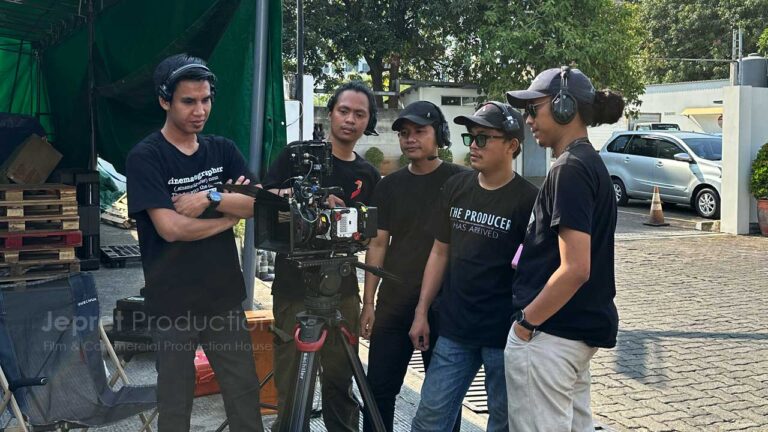 Behind-the-scene-pembuatan-video-company-profile-PT-Kusuma-Megah-Perdana-1