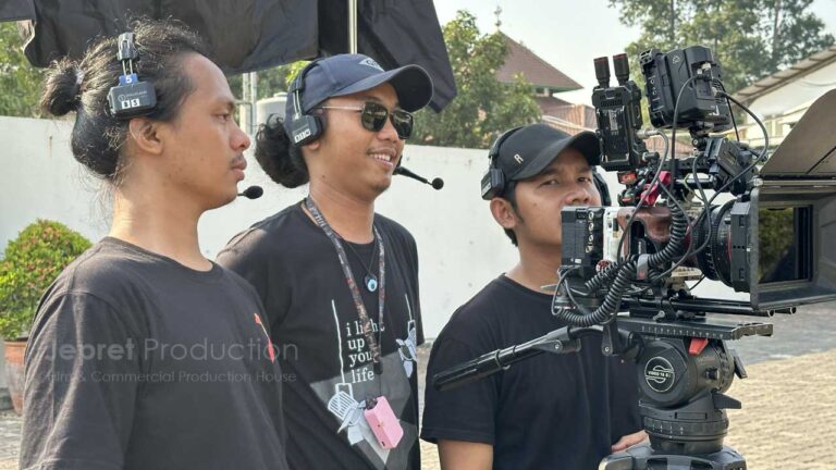 Behind-the-scene-pembuatan-video-company-profile-PT-Kusuma-Megah-Perdana-3