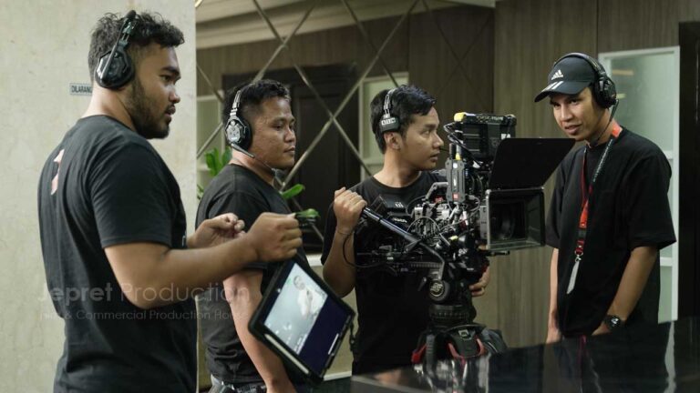 Behind-the-scene-pembuatan-video-safety-induction-Kemnaker-RI-Biro-Umum-Jepret-Production-Production-House-Termurah-di-jakarta-14