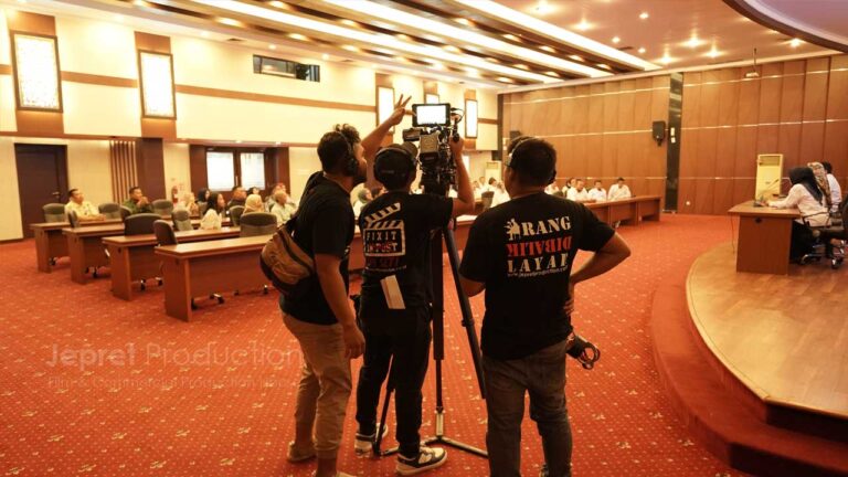 Behind-the-scene-pembuatan-video-safety-induction-Kemnaker-RI-Biro-Umum-Jepret-Production-Production-House-Termurah-di-jakarta-18